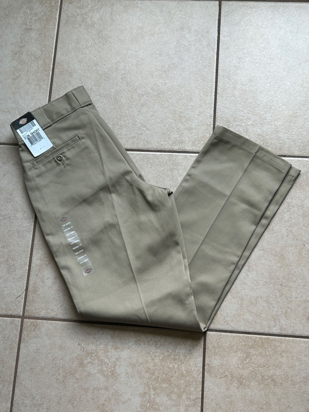 Dickies Men’s Straight-Leg Work Chinos in Khaki Tan